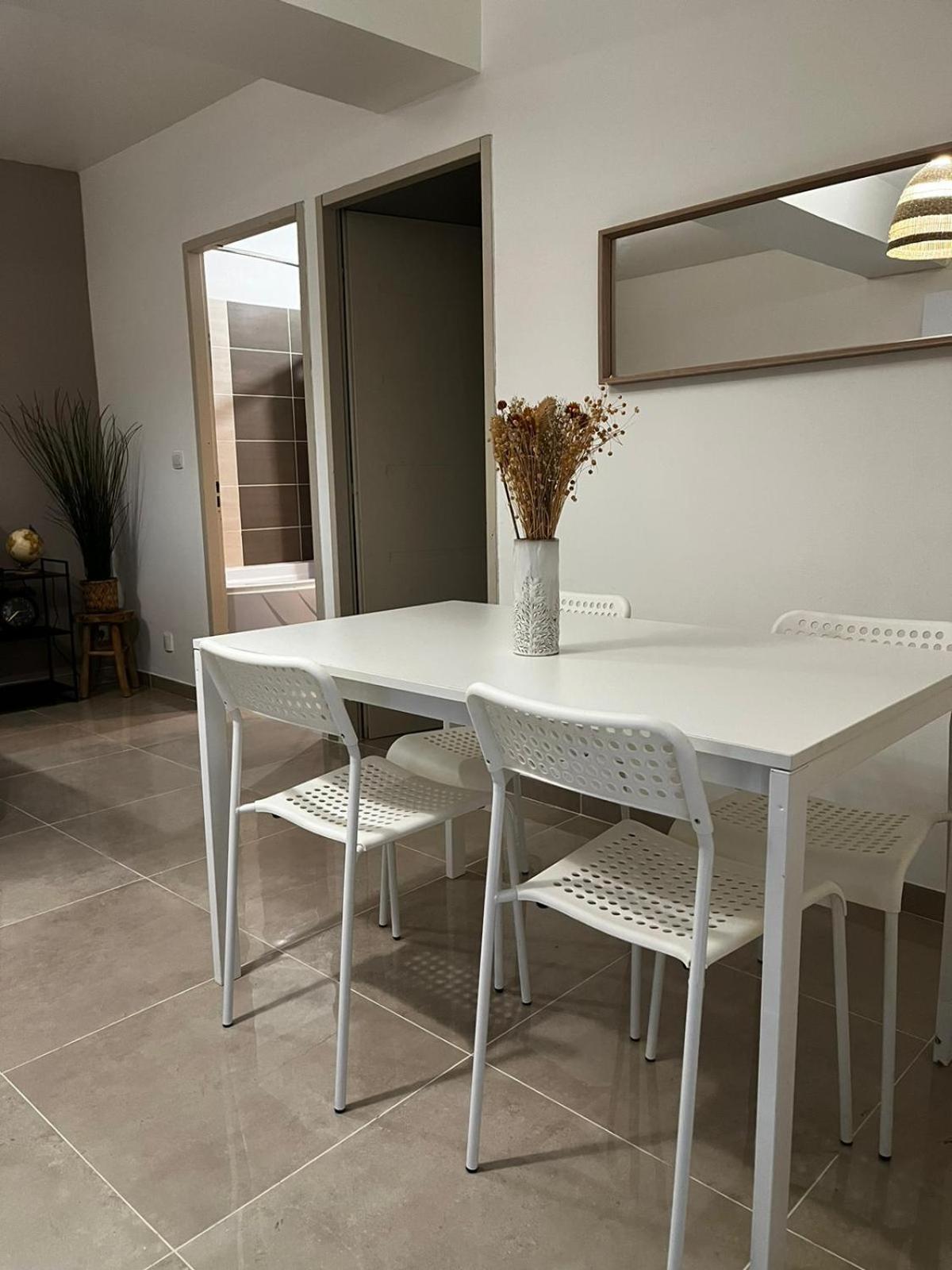 Appartement Des Carmes Nîmes Kültér fotó